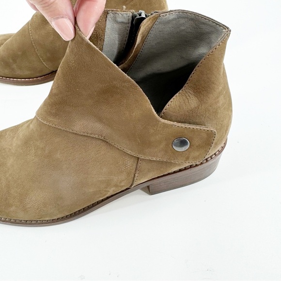 ✅ EILEEN FISHER Billie Ankle Boots BROWN SUEDE SIZE 8.5 - Picture 4 of 7